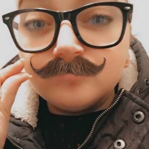 Meet your Posher, Shelby